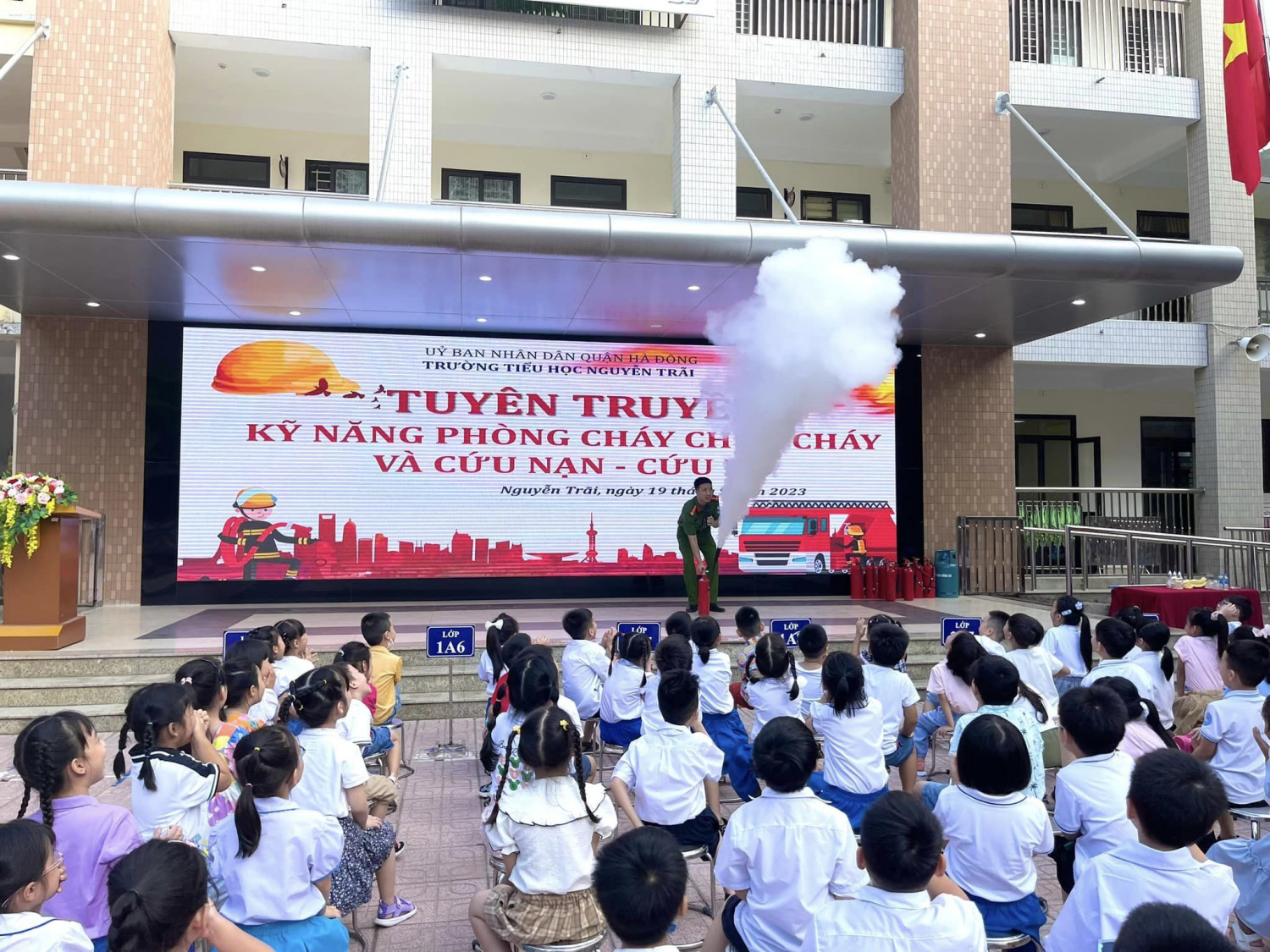 Chuyên đề: "Tuyên truyền phòng cháy chữa cháy - Cứu nạn cứu hộ trong trường học