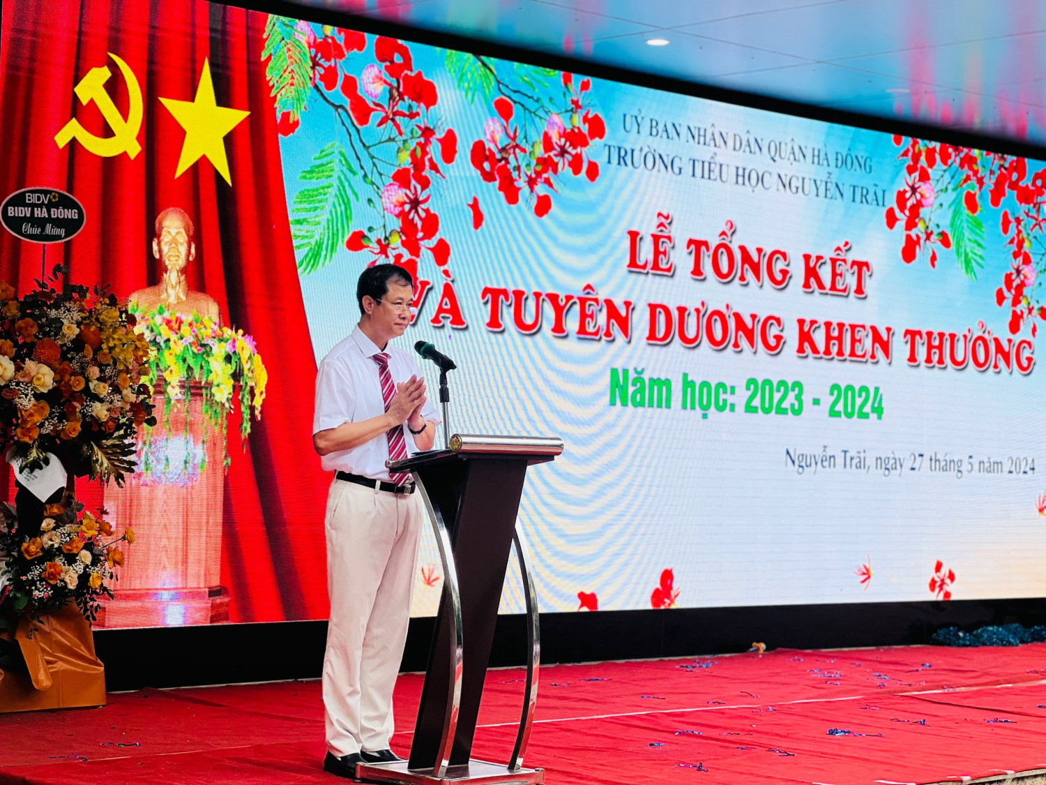 z5485706508129 4dab01390f00b44d57e3d4bb609d2827