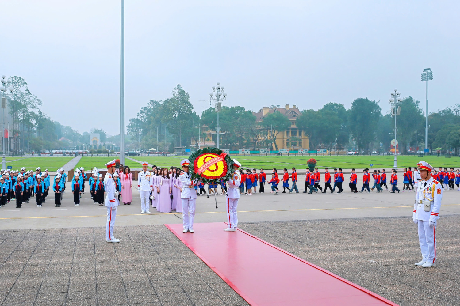 Hoạt động trải nghiệm của học sinh trường Tiểu học Nguyễn Trãi