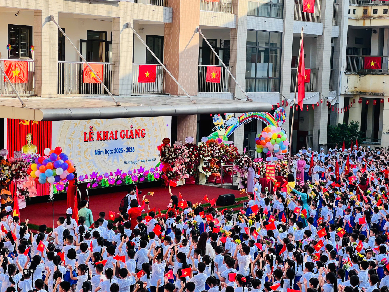 Trường Tiểu học Nguyễn Trãi tổ chức Lễ khai giảng năm học 2025 - 2026