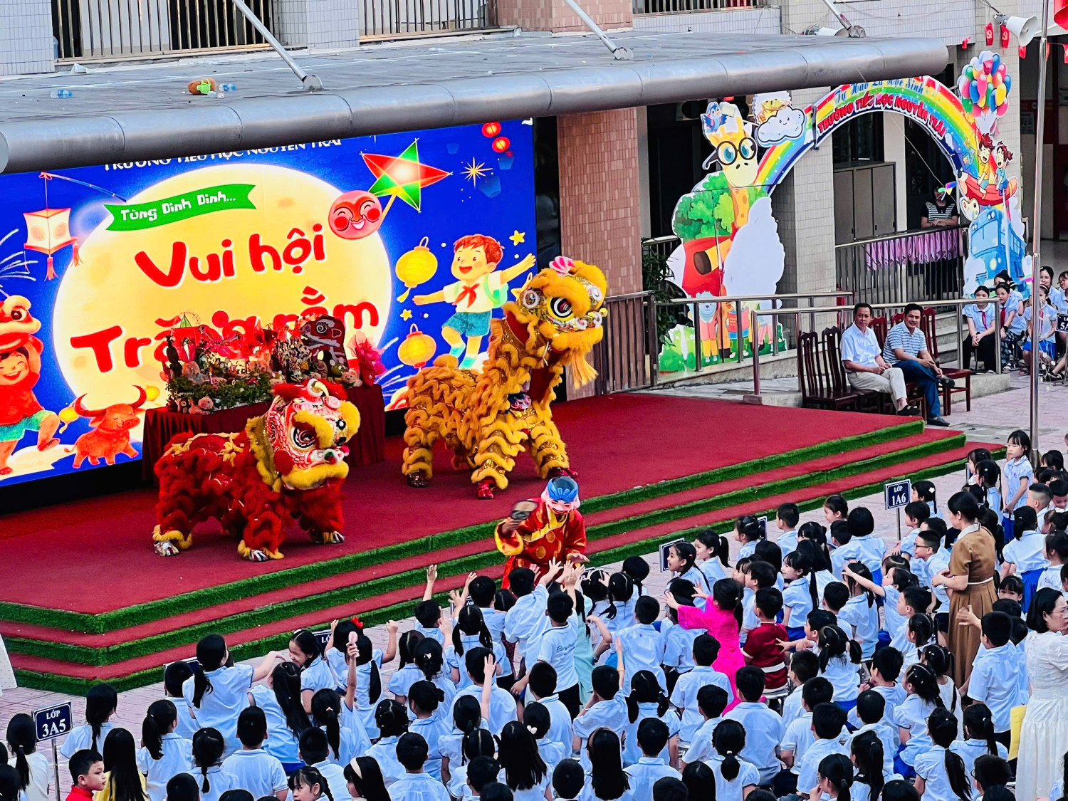 🌕✨ Vui tết Trung thu tại Trường Tiểu học Nguyễn Trãi ✨🌕