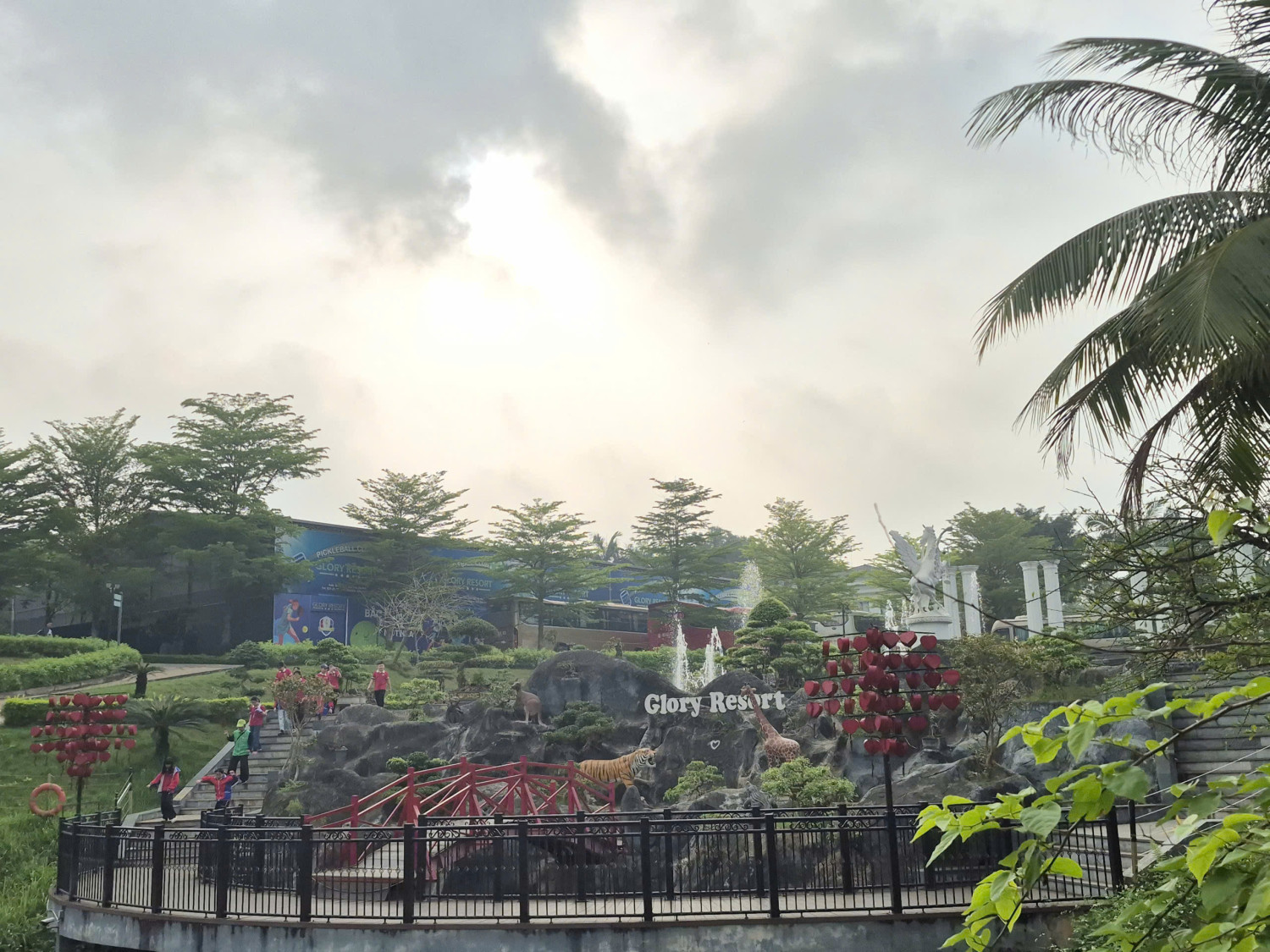 HOẠT ĐỘNG TRẢI NGHIỆM TẠI GLORY RESORT CỦA HỌC SINH TRƯỜNG TIỂU HỌC NGUYỄN TRÃI