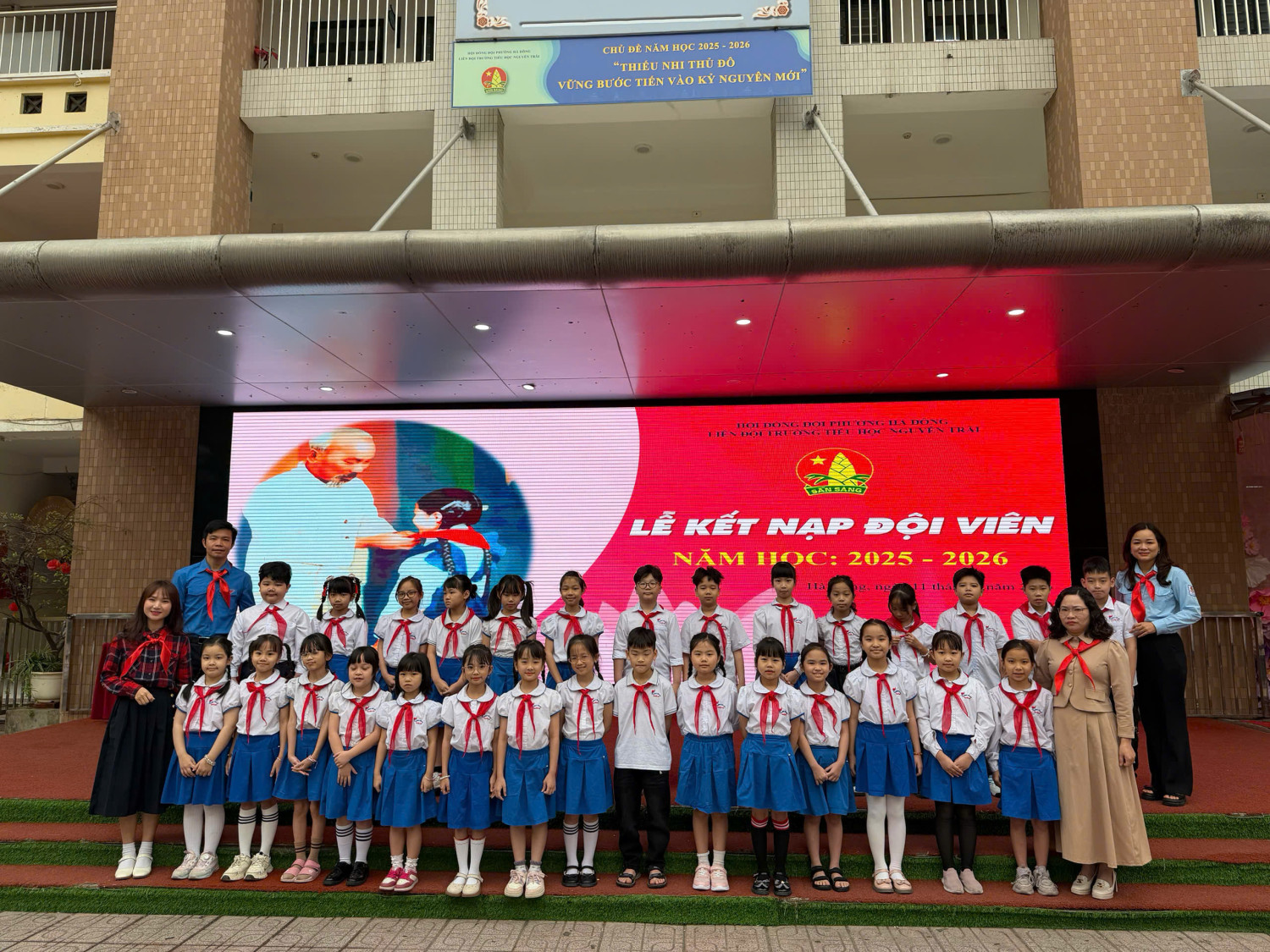 🚩 LỄ KẾT NẠP ĐỘI VIÊN TẠI TRƯỜNG TIỂU HỌC NGUYỄN TRÃI 🚩