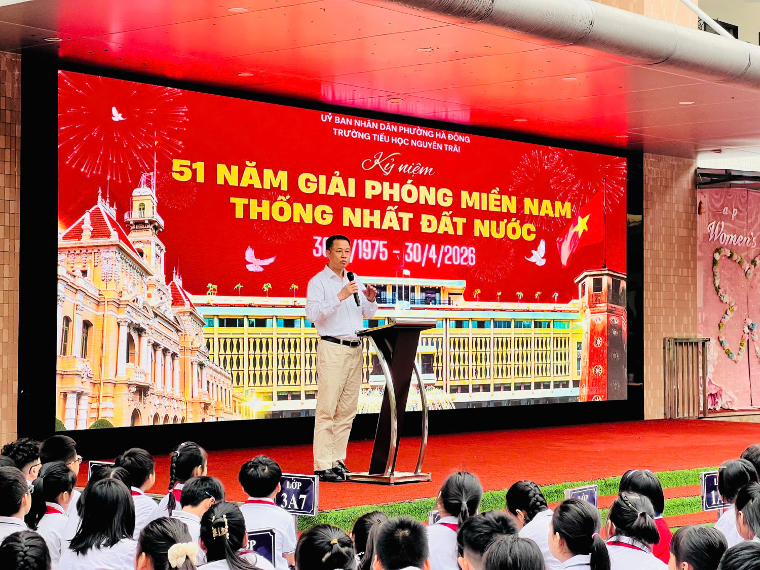 LỄ KỶ NIỆM NGÀY 30/4 – 1/5 TẠI TRƯỜNG TIỂU HỌC NGUYỄN TRÃI