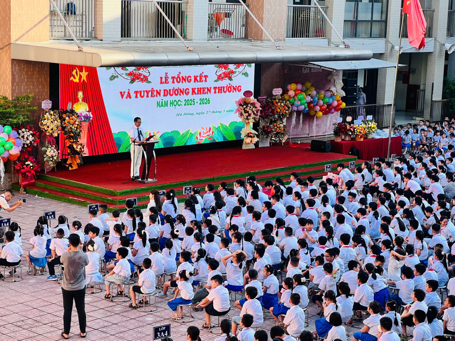LỄ TỔNG KẾT VÀ TUYÊN DƯƠNG KHEN THƯỞNG NĂM HỌC 2025 – 2026